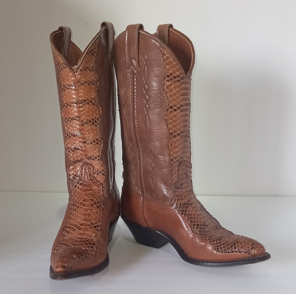Laredo womens snake skin boots